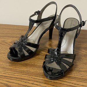 Bandolino T-Strap Black Heels Size 7.5 US